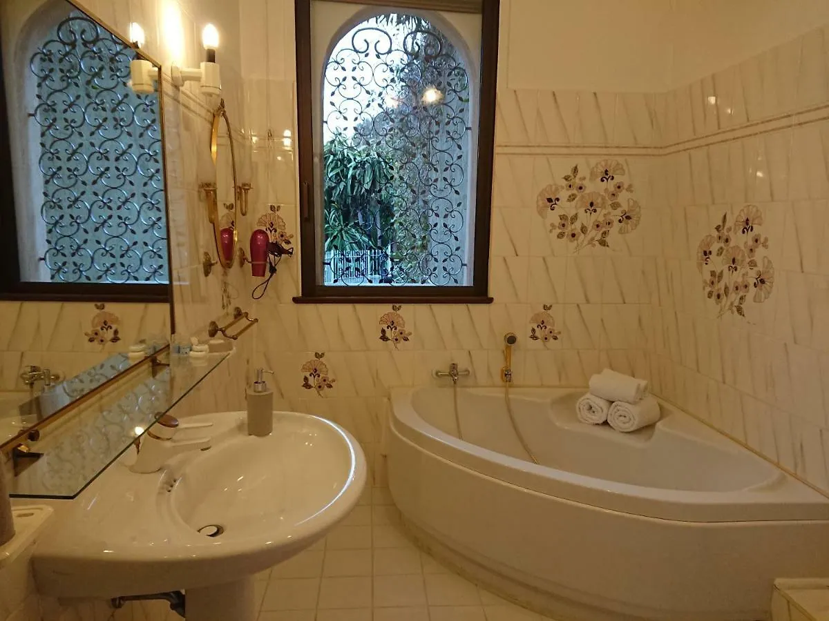 Olguita Hotel Menton